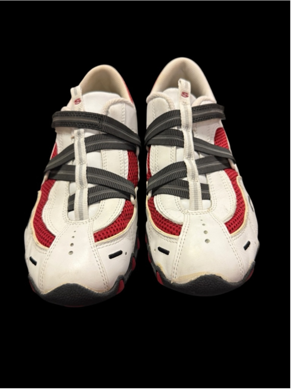 Women's Skechers White Red Athletic Shoes Size 9